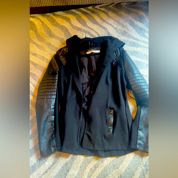 Blank Noir Hooded Blazer Jacket - Picture 5 of 10